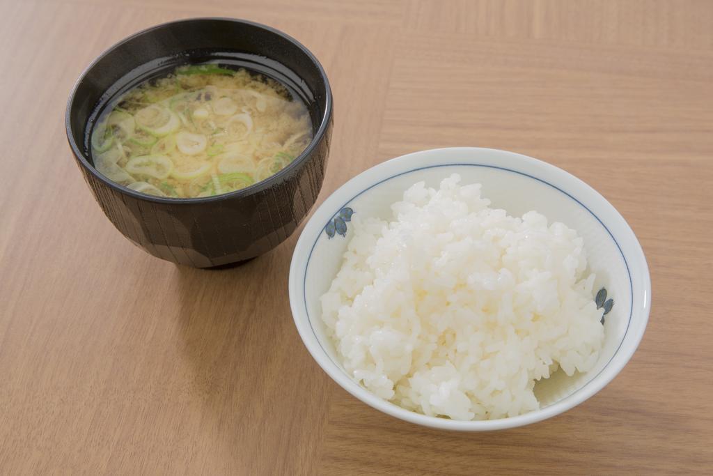 Hotel Route Inn Isehara Ooyama Inter -Kokudo 246 Gou- Zewnętrze zdjęcie